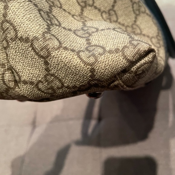 Gucci tote- canvas is in gorgeous condition - Picture 7 of 7
